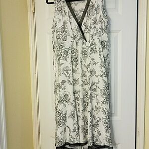 Lovely Loco Lindo Black & White Floral